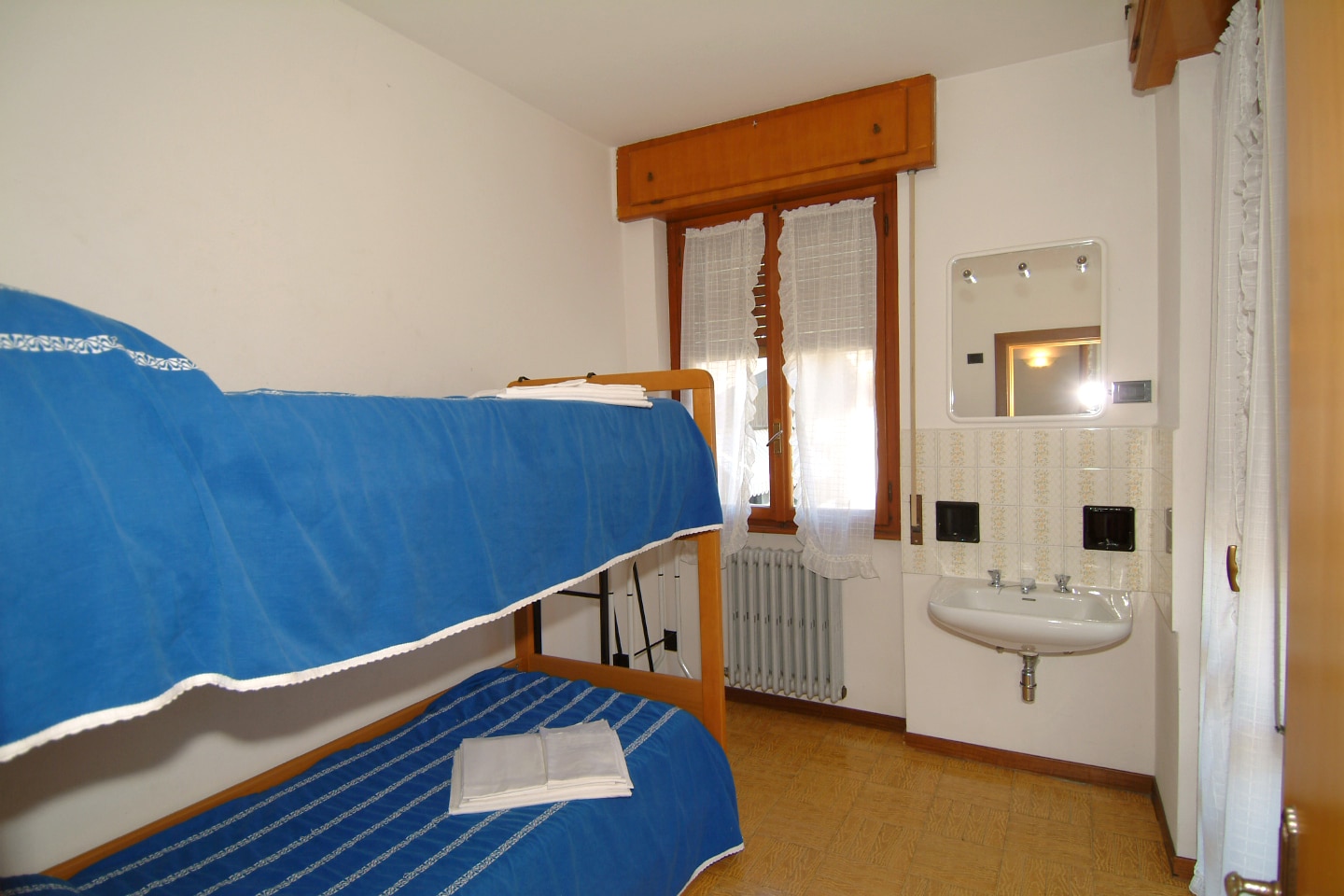 Apartamento 7 dormitorio pequeña